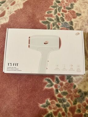 T3 Compact Hairdryer